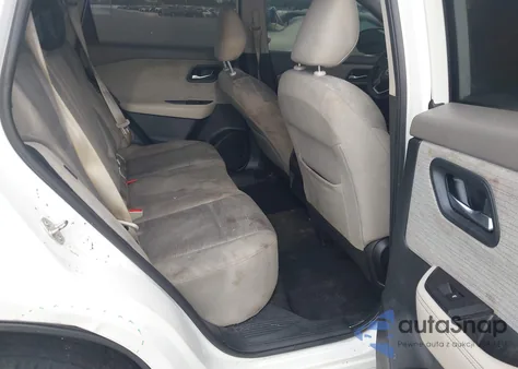 2021 Nissan Rogue Sv Fwd z USA, uszkodzony, nr VIN JN8AT3BA1MW011485